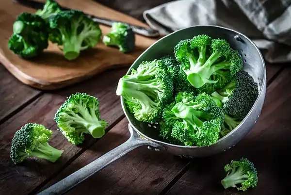 خواص شگفت‌ انگیز کلم بروکلی برای سلامتی